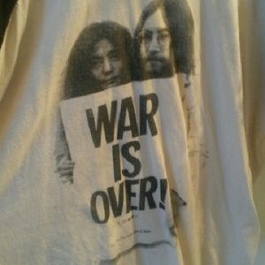 Casual baseball style band tee