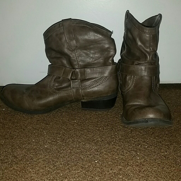 Cute Brown/Grey Ankle Boots