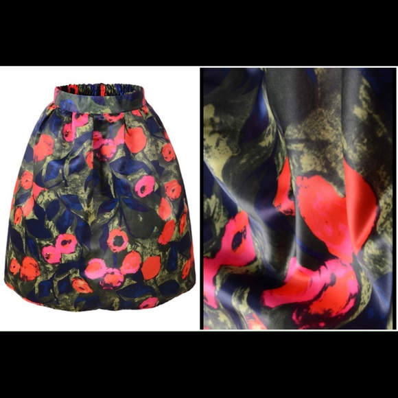 Flower print tulip skirt