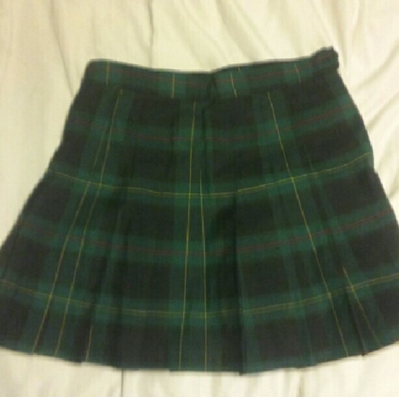 American apperal green plaid tennis skirt