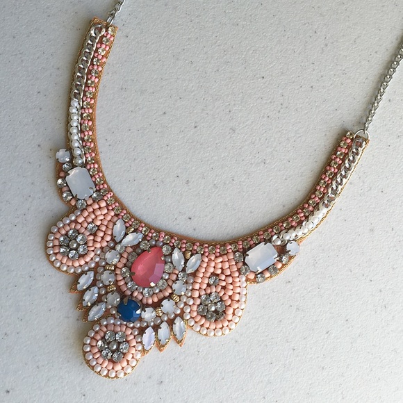 Handmade bib necklace - Picture 3 of 3