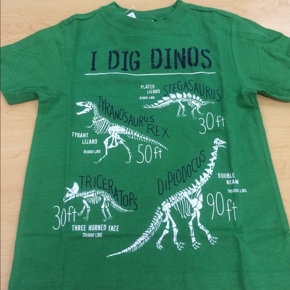 Boy t shirt size 4