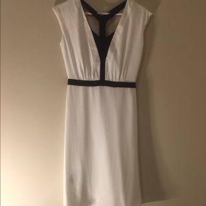 Like new no flaws BCBG dress size 0