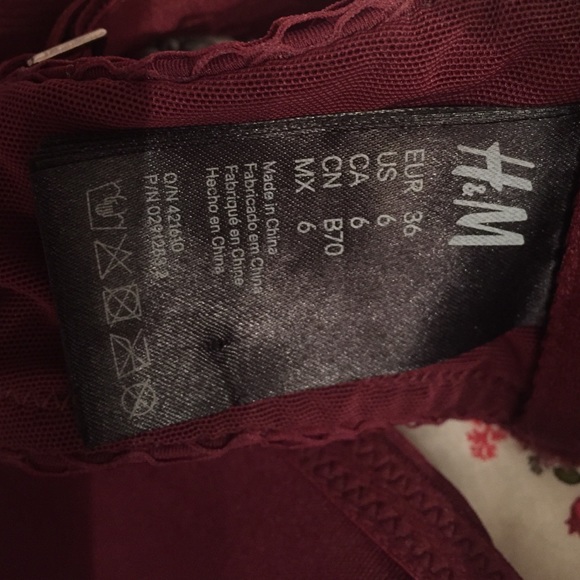 Maroon Bundle - Picture 2 of 2