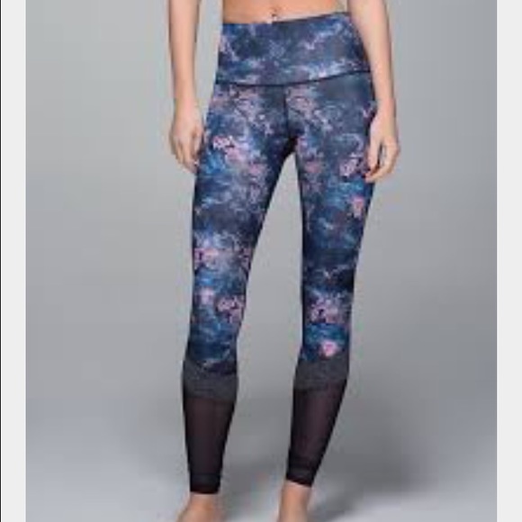 SOLD SOLD SOLD Lululemon if your lucky legging - Picture 1 of 4