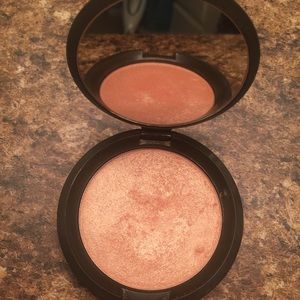 Jaclyn Hill by Becca, Champagne Pop Highlighter!