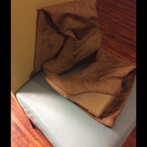 To narrow, I am a wide with... Can't fit