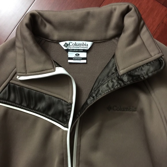 Brown Columbia sweatshirt size XL but fits like L - Picture 2 of 4