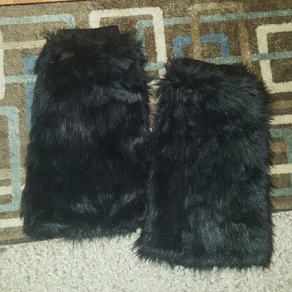 Hot Topic furry leggings