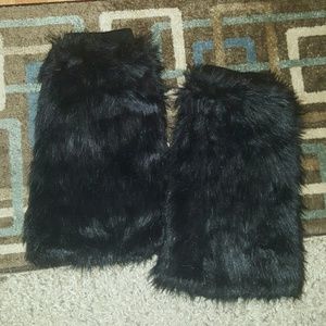 Hot Topic furry leggings