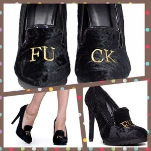 Y.R.U. F*** Black Pumps🙃