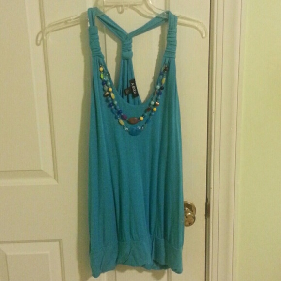 Blue tanktop with attached necklace