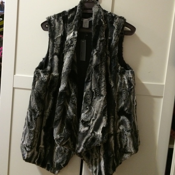 Faux fur vest