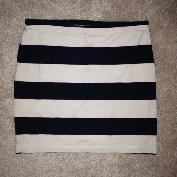 Striped Pencil Skirt