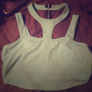 NEVER WORN-Crop top