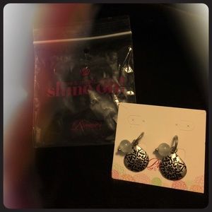 Premiere designs reversible earrings