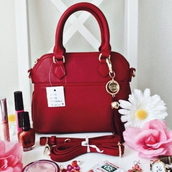 Boutique Handbags - Love Note Handbag