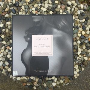 U-plunge backless push-up