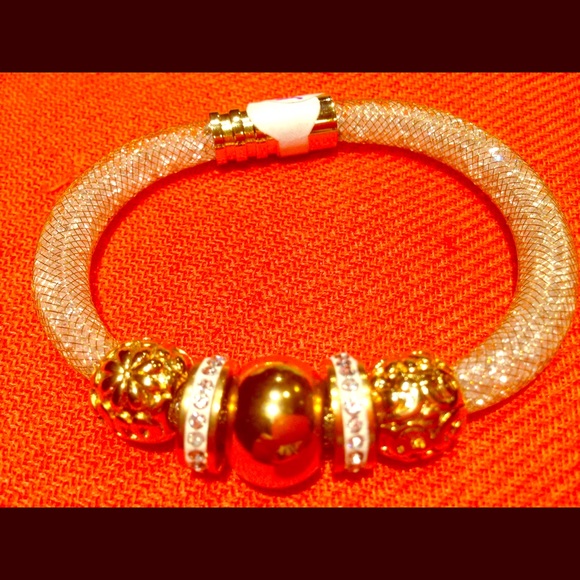 Stainless steel bracelet with Czech