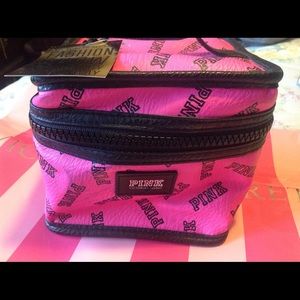 💖Cute Victoria Secrets PINK makeup / train case💖