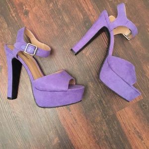 Purple suede heels (like new)