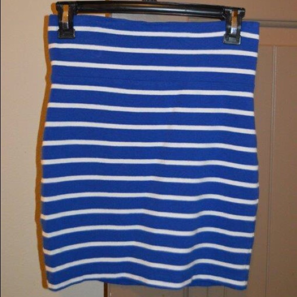 Forever 21 blue & white striped pencil skirt