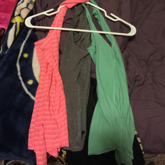 Tank tops bundle