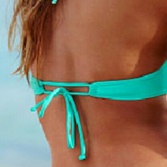 Victoria's secret fabulous triangle push up top - Picture 2 of 4