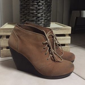 Bakers Wedge booties