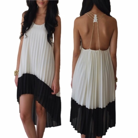 Dresses & Skirts - New CHIFFON HALTER DRESS