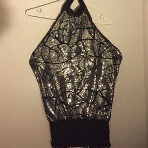 Sequence halter top