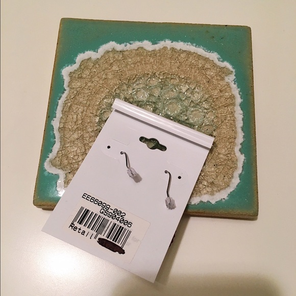 🎁 Gift with any purchase - Picture 2 of 2