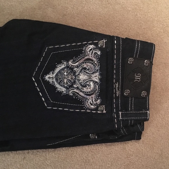 SOLD - Picture 4 of 4