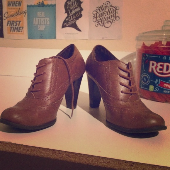 Vintage heeled ankle boots