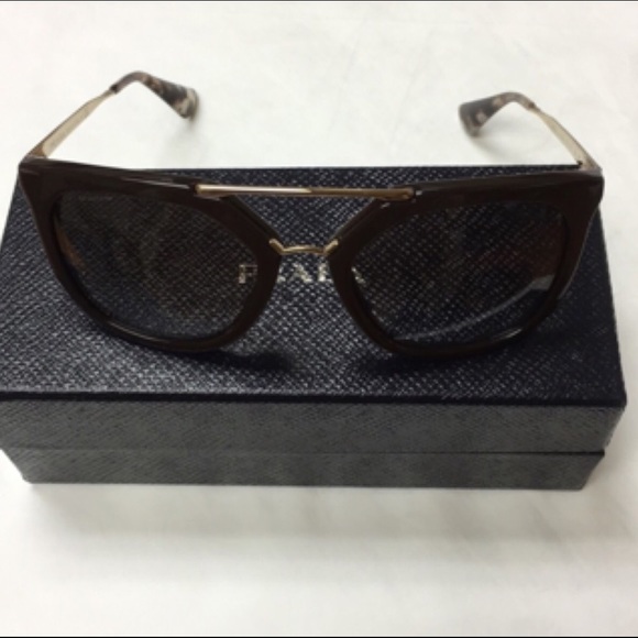 *SOLD* Authentic Prada Cinema - Picture 4 of 4