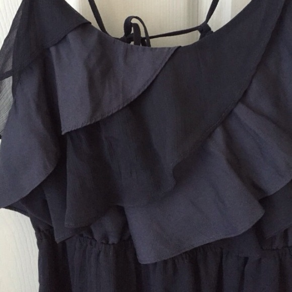 AE Ruffle Dress - Picture 3 of 3