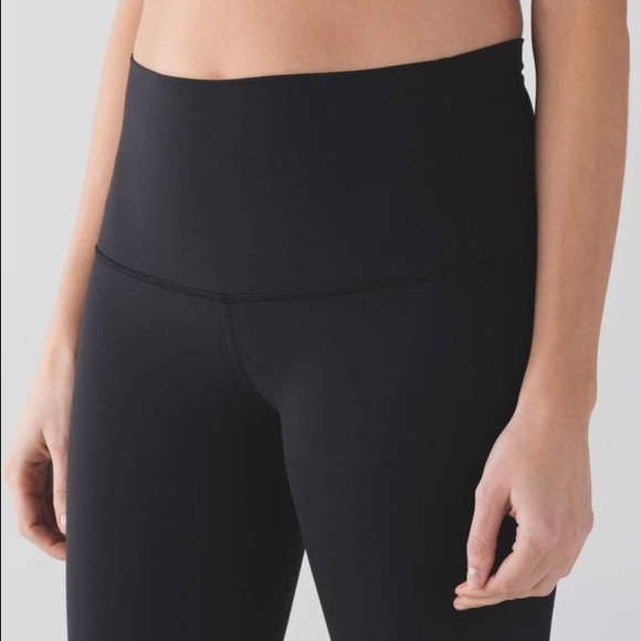 Lululemon Tranquil Tight Size 8 - Picture 2 of 3
