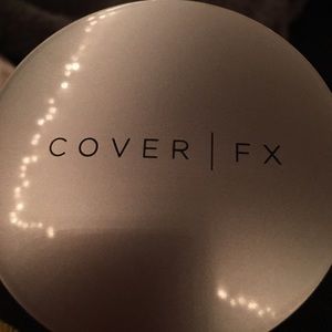 COVER FX MATTE SETTING POWDER/MEDIUM