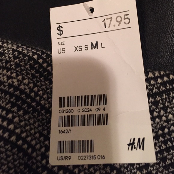 H&M tweed skirt - Picture 2 of 2