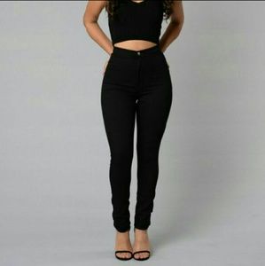 Black high waisted jeans