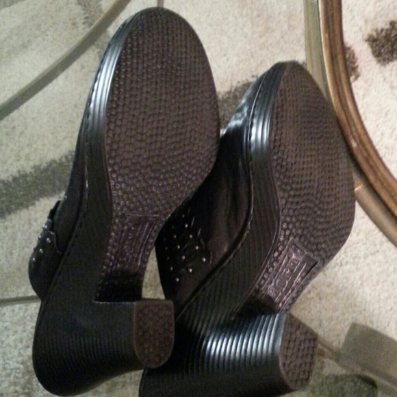 Born Shoe's 10♡ - Picture 3 of 4