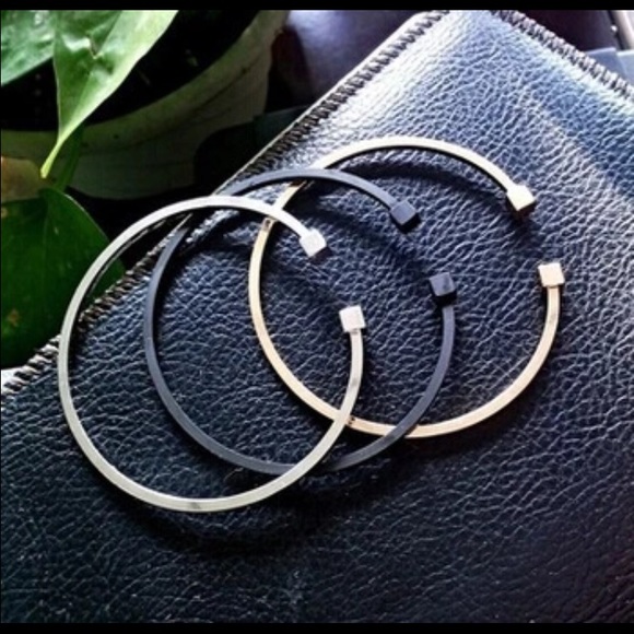 Bangle - Picture 3 of 3