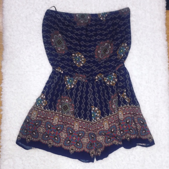 Other - Strapless romper