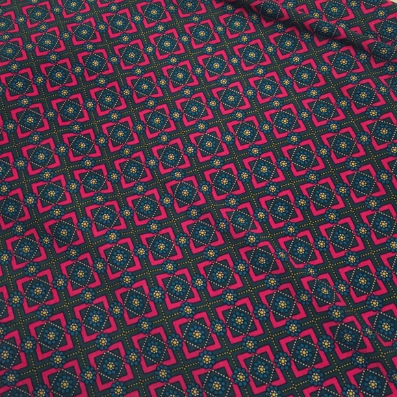 _.~*Sold*~._ - Picture 2 of 3