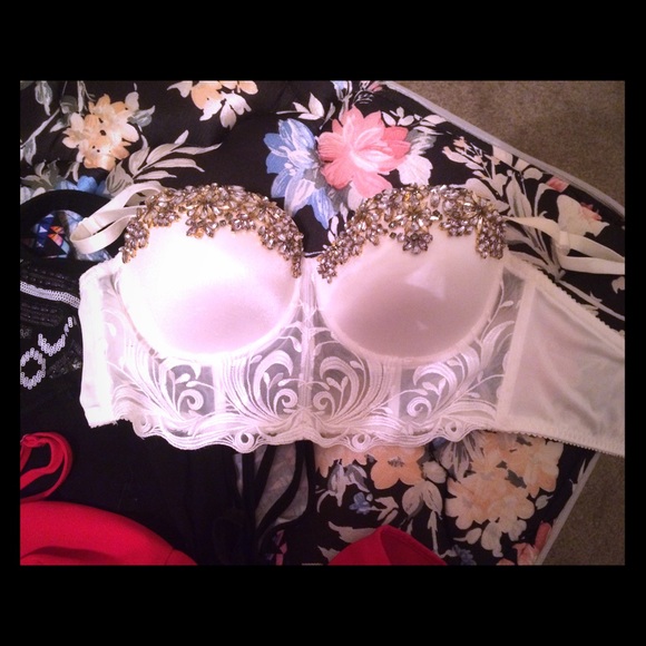 Bebe crop top with rhinestones