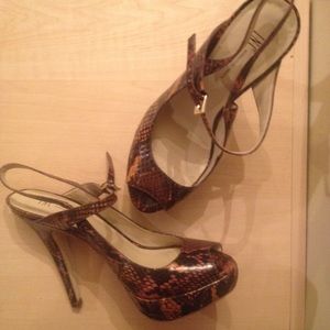 I.N.C. Brown sling backs