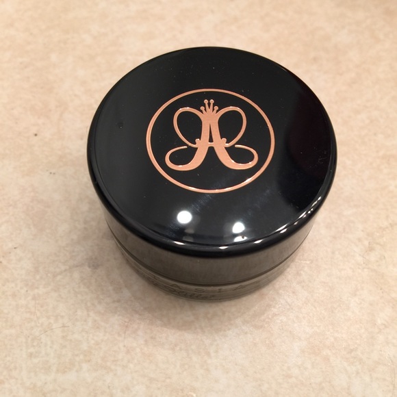 Anastasia Beverly Hills dipbrow