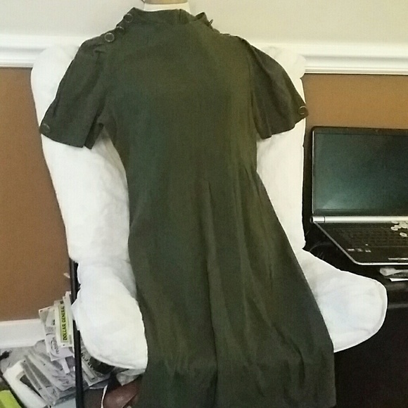 KATIE PETITES SZ 4 OLIVE BELOW THE KNEE DRESS