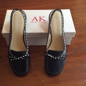 Anne Klien Flat Shoes
