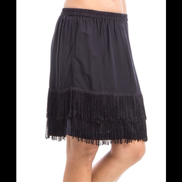 Super fun fringe skirt. - Picture 2 of 2